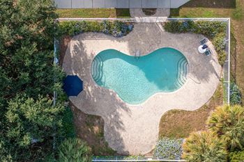 Sparkling swimming pool
